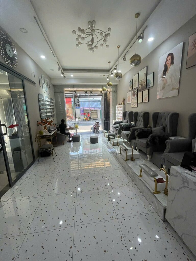 Bán Nhà Mặt Tiền Trịnh Đình Trọng, Tân Phú, 181m² (10m x 22m), 5 tầng, #582301