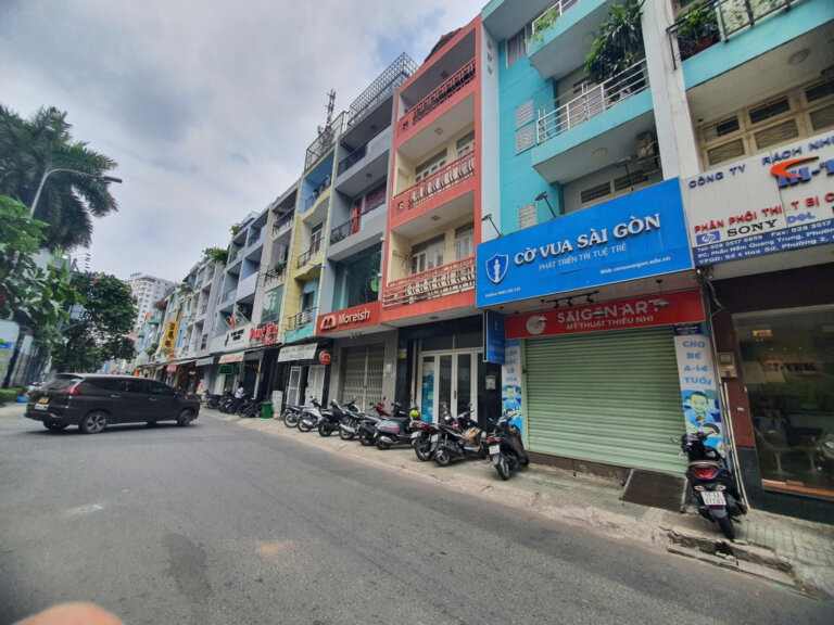 Bán Nhà Mặt Tiền Hoa Sứ, Phú Nhuận, 60m² (4m x 15m), 3 tầng, #976534