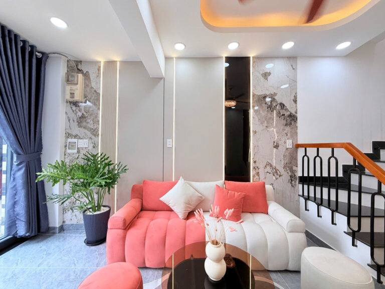 Bán Nhà Phan Văn Trị, Bình Thạnh, 35m² (3,3m x 10,5m), 2 Tầng, #521764
