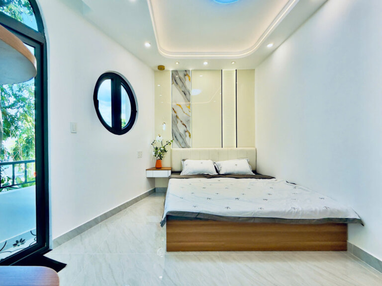 Bán Nhà Mặt Tiền Trường Sa, Tân Bình, 20m² (4m x 5m), 4 Tầng, #361381