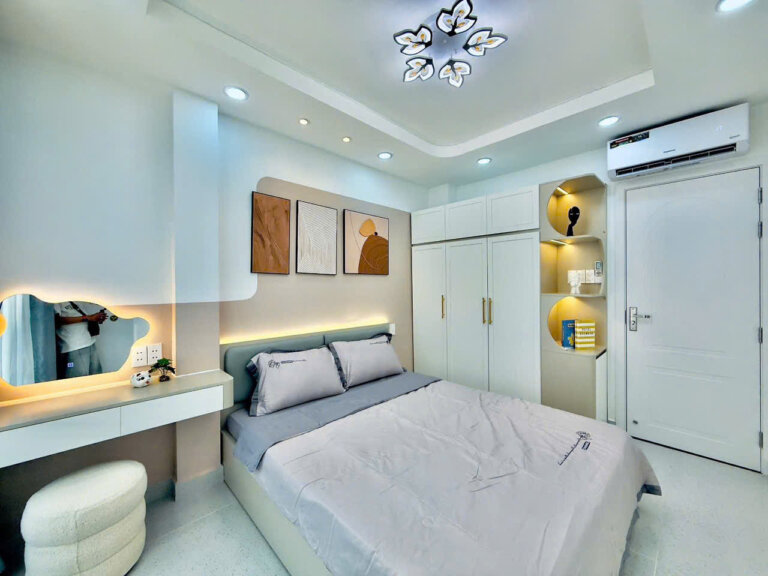 Bán Nhà Hẻm Xe Hơi Nguyễn Kiệm, Phú Nhuận, 30m² (3m x 10m), 4 Tầng, #980529