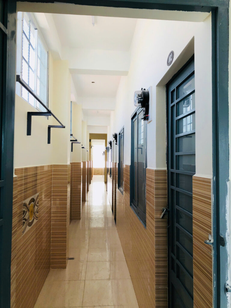 Bán Căn Hộ Dịch Vụ Hẻm Huỳnh Tấn Phát, Quận 7, 214m² (6m x 40m), 6 Tầng, #134906